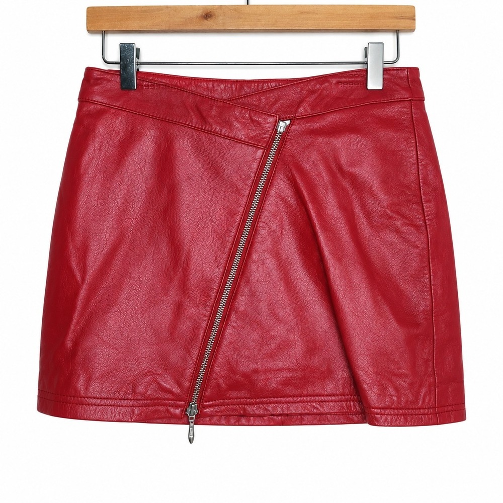 Wilsons Leather Maxima Red Leather Mini Skirt 4 Asymmetrical Zip Moto Y2K